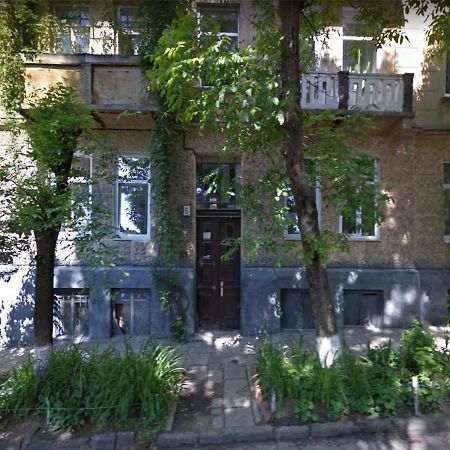 Apartment On Khorvatska Street Львов Экстерьер фото