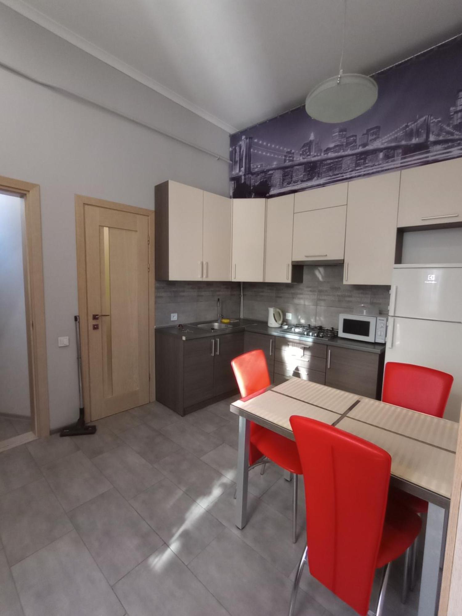Apartment On Khorvatska Street Львов Экстерьер фото