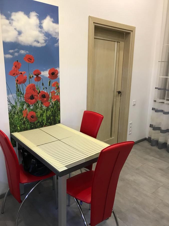 Apartment On Khorvatska Street Львов Экстерьер фото