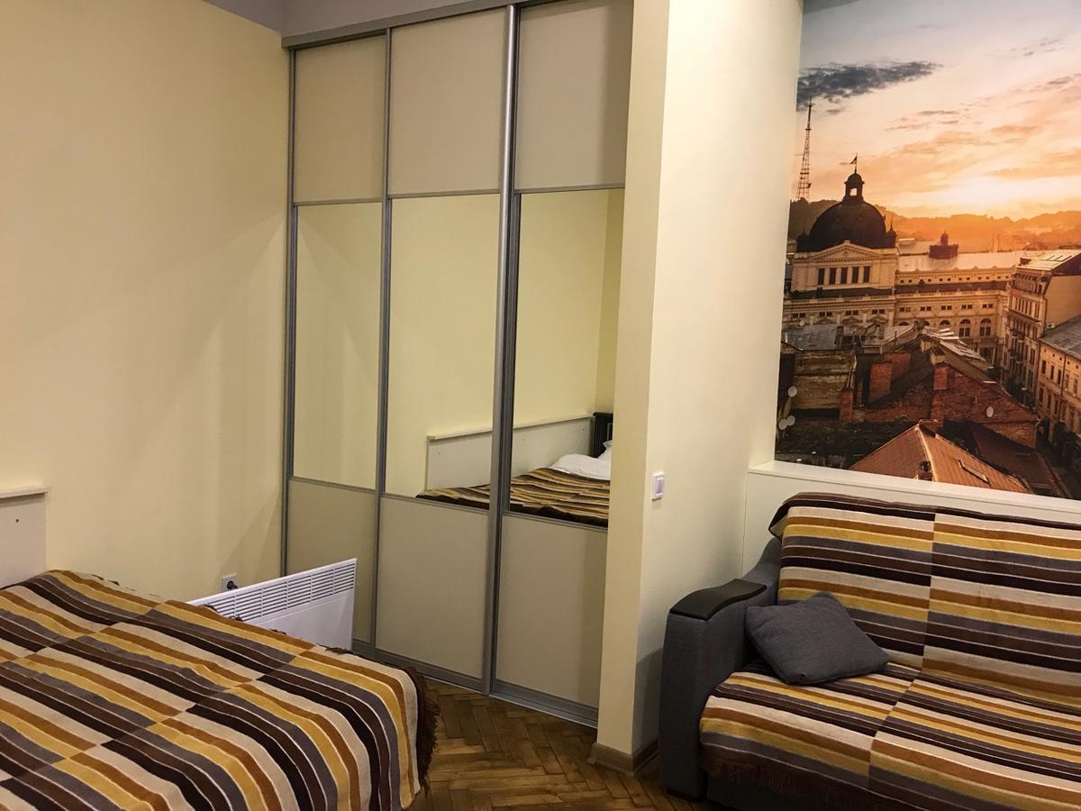 Apartment On Khorvatska Street Львов Экстерьер фото