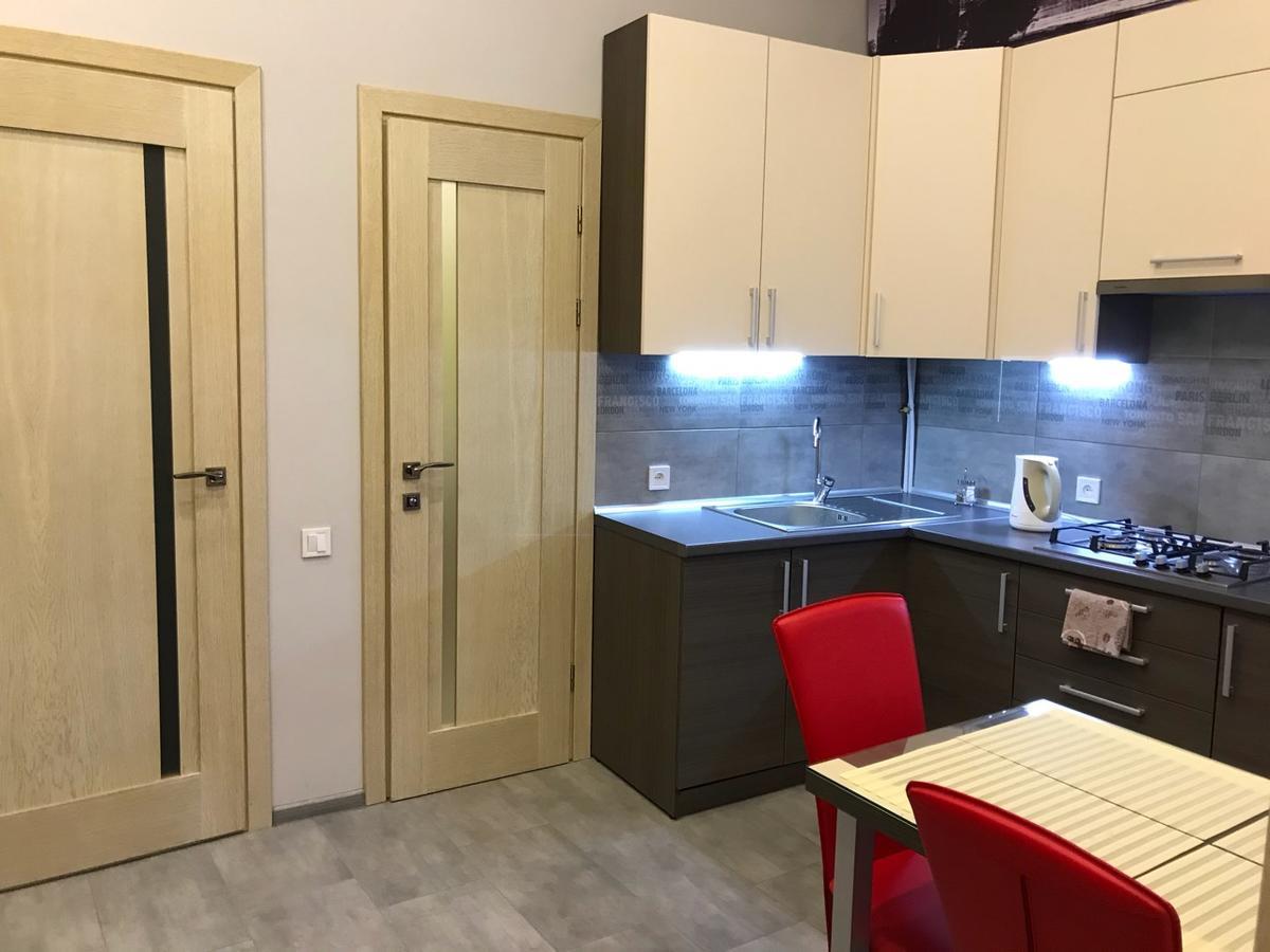 Apartment On Khorvatska Street Львов Экстерьер фото